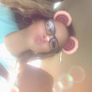 Meet your Posher, Ansley